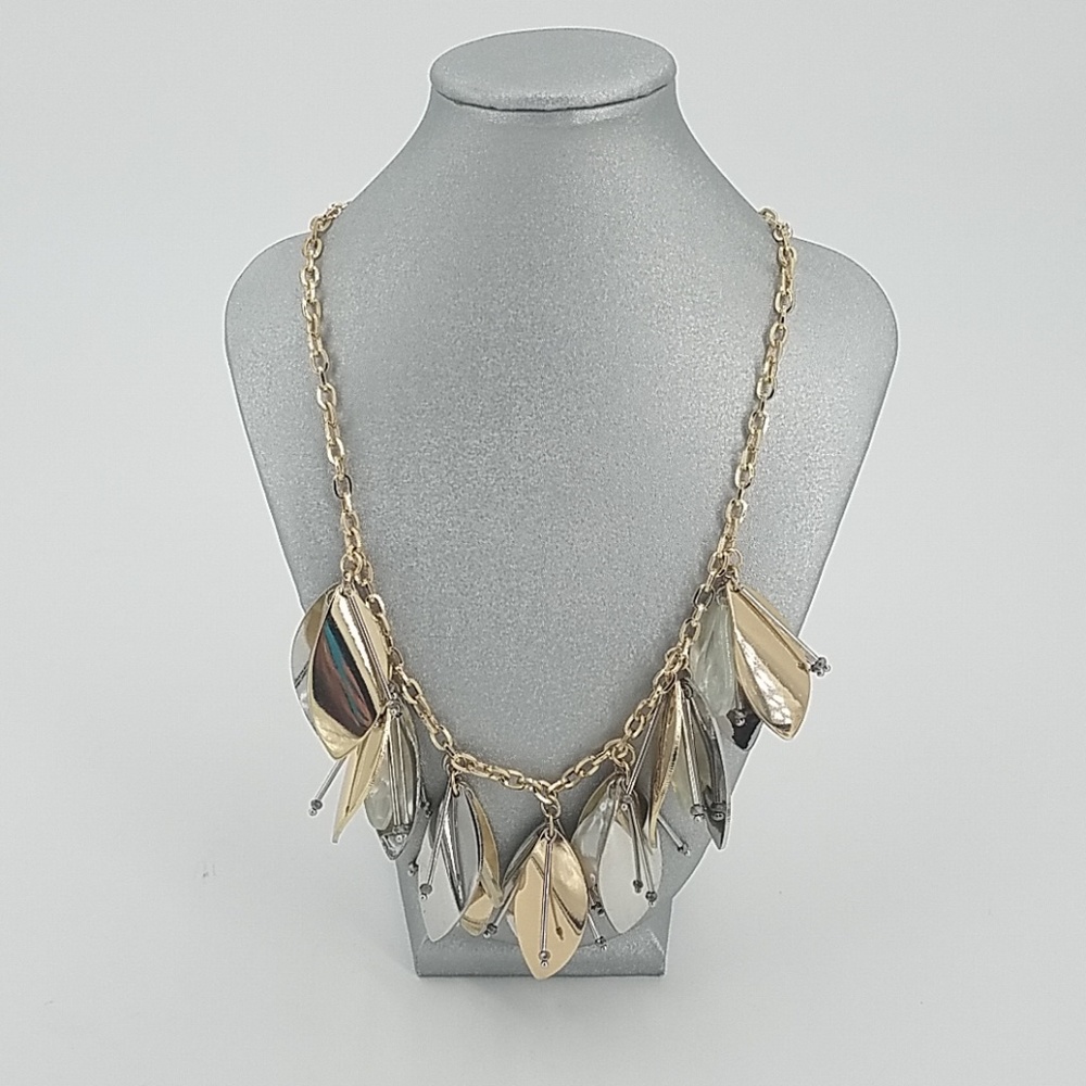 🆕  Natasha Metal/Glass Statement Necklace